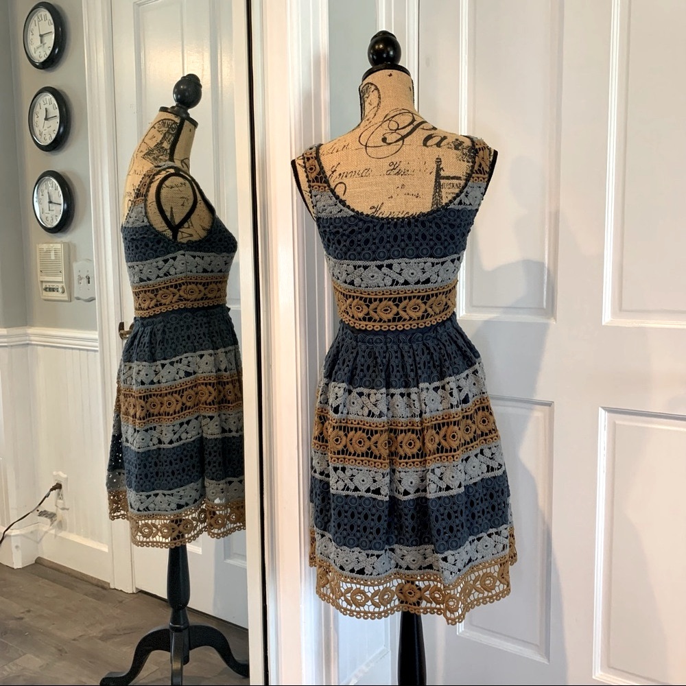Maeve Anthropologie Striped Tri Color Knee Mini Floral Lace Crochet Dress 0